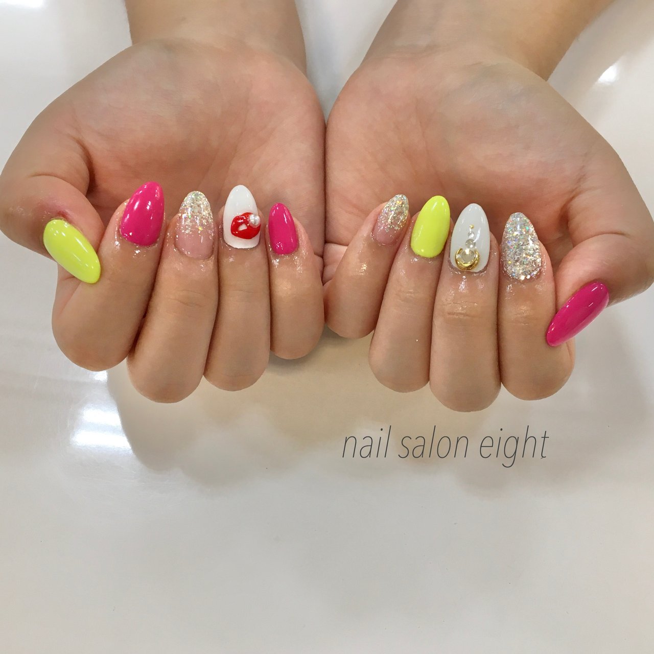 オールシーズン ハンド ラメ ワンカラー ビジュー Nail Salon Eightのネイルデザイン No 5405588 ネイルブック