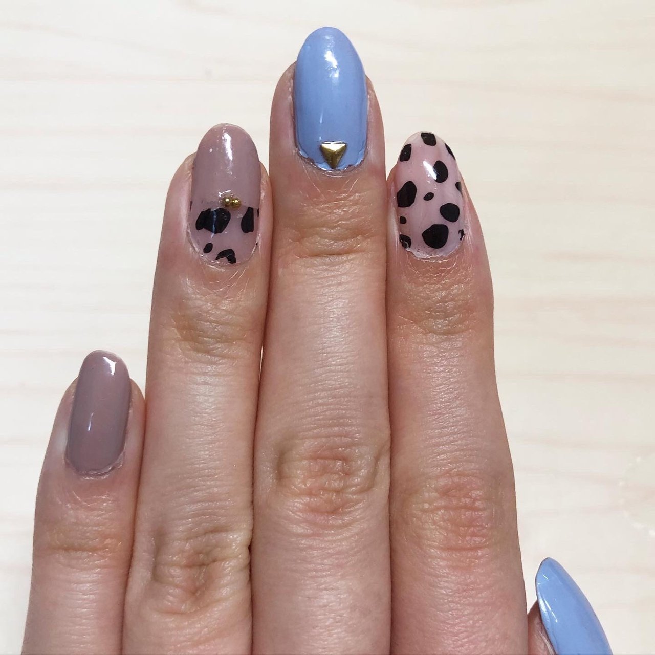 春 夏 ハンド シンプル ワンカラー むすんでひらいてのネイルデザイン No ネイルブック