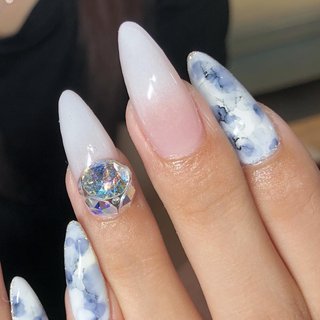 人気順 大理石 スカルプチュア 白グラデーションのネイルデザイン ネイルブック