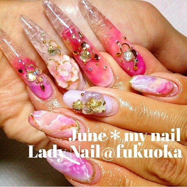 夏 ハンド スーパーロング ピンク スカルプチュア Lady Nail Fukuoka Daimyoのネイルデザイン No ネイルブック