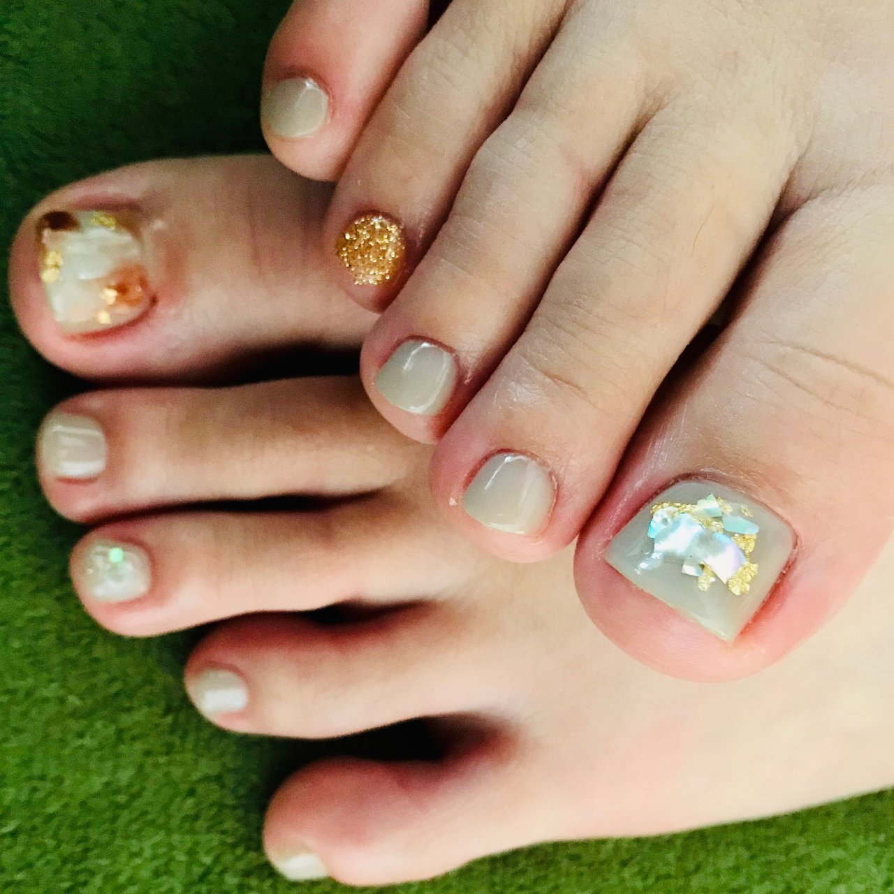 オールシーズン フット シンプル ワンカラー シェル あかひかmamaのネイルデザイン No ネイルブック