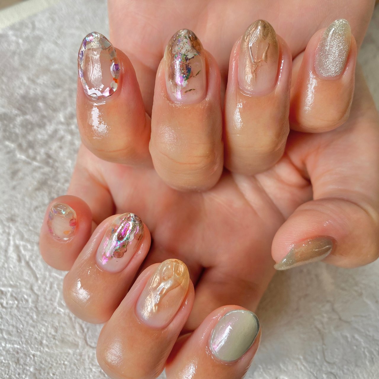 オールシーズン ハンド ニュアンス ミディアム クリア Nailsalonninaのネイルデザイン No ネイルブック