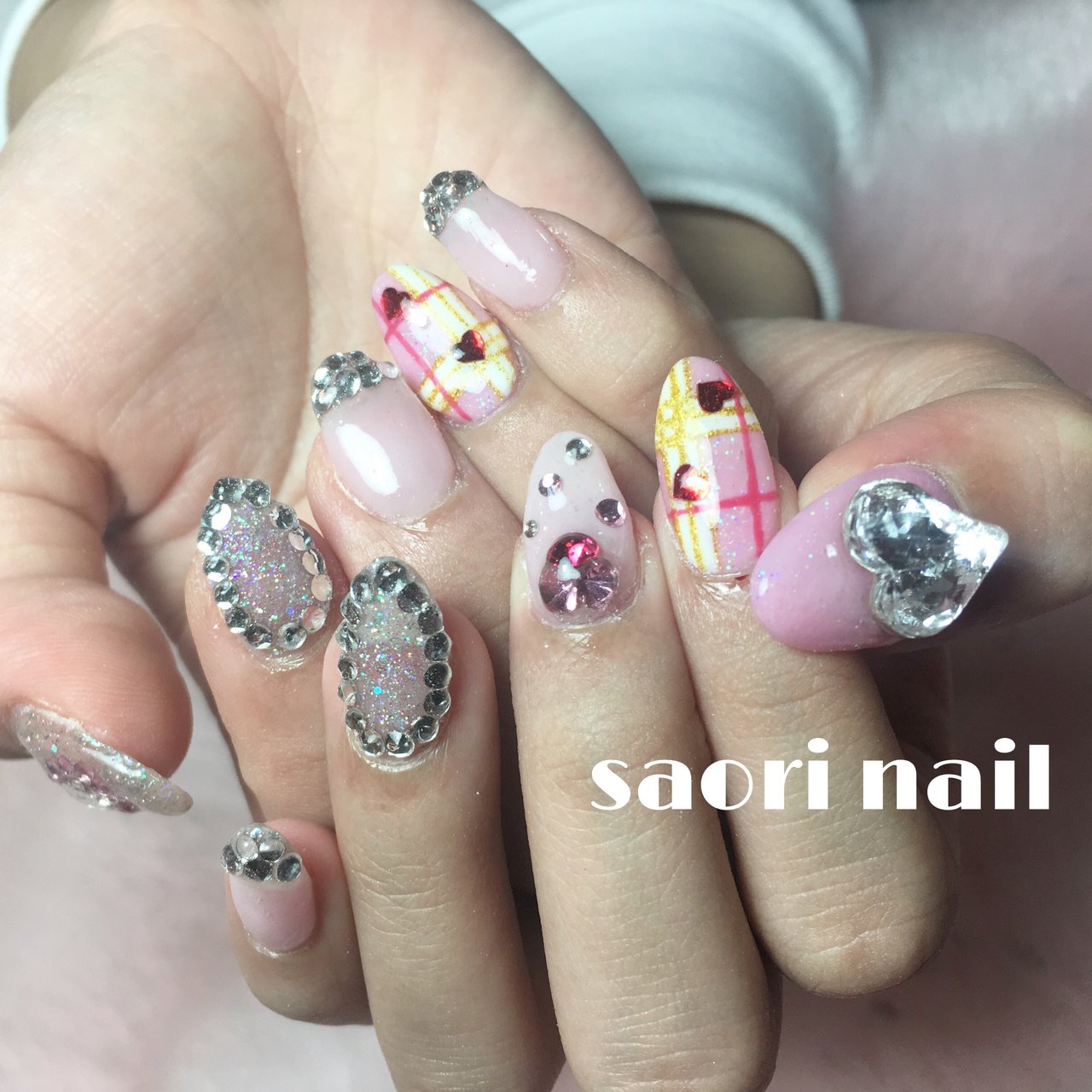 安部沙織のネイルデザイン No ネイルブック