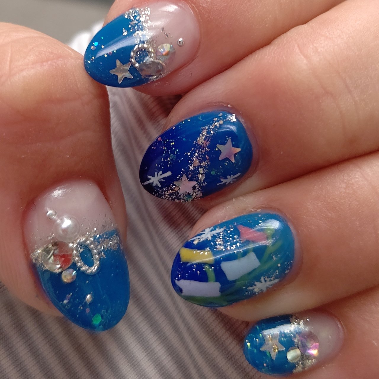 夏 七夕 ハンド 変形フレンチ ラメ 森本 浩代のネイルデザイン No ネイルブック