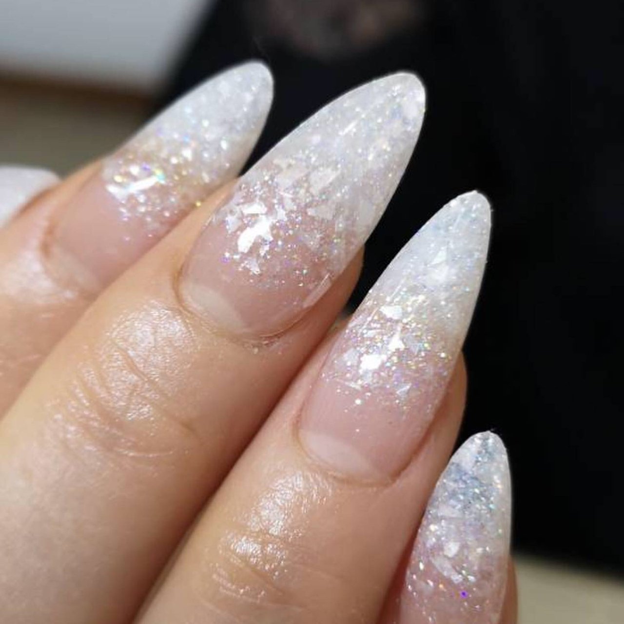 オールシーズン ハンド シンプル グラデーション ホログラム Ecn Nailのネイルデザイン No 5422181 ネイルブック