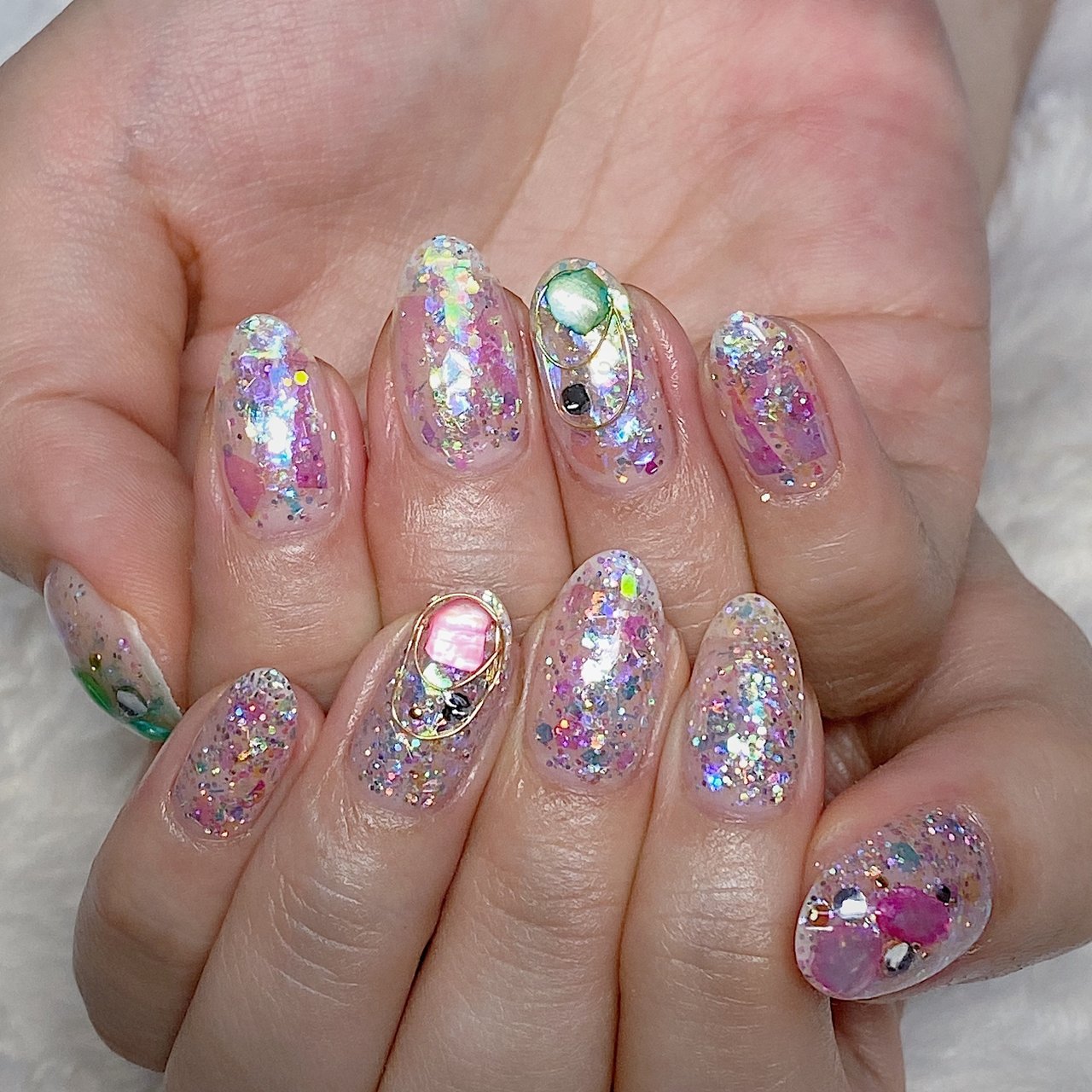 夏 オールシーズン バレンタイン ホログラム ラメ Berrynail ベリーネイル のネイルデザイン No 5425538 ネイルブック