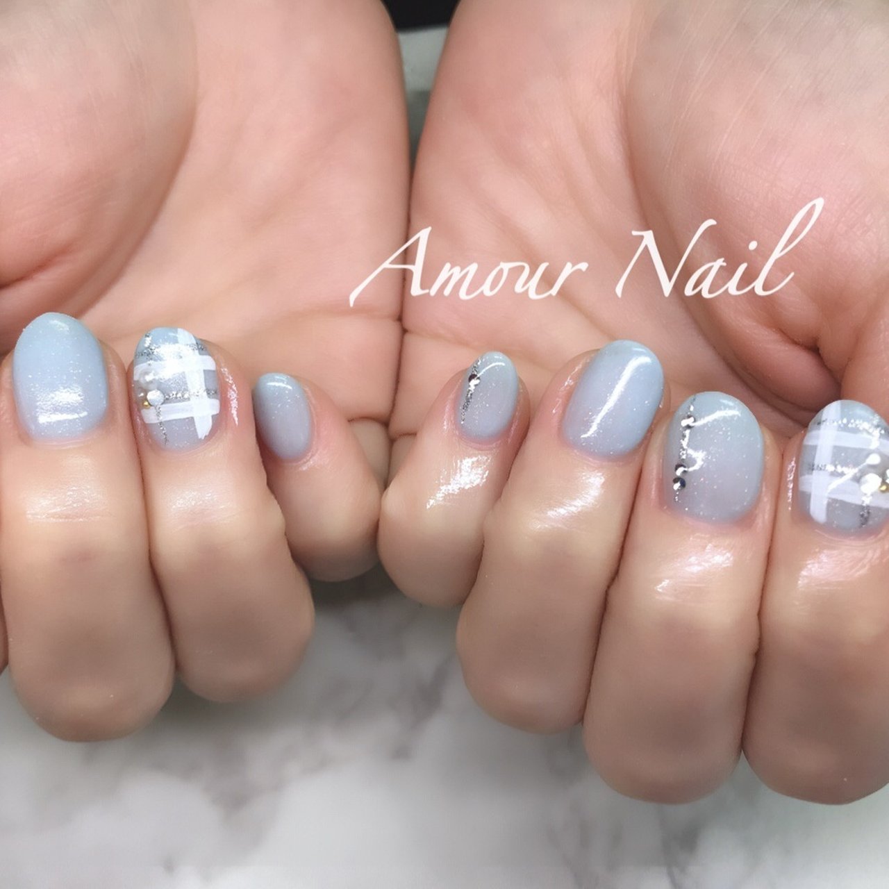 ハンド ワンカラー チェック パール 水色 Amour Nailのネイルデザイン No ネイルブック