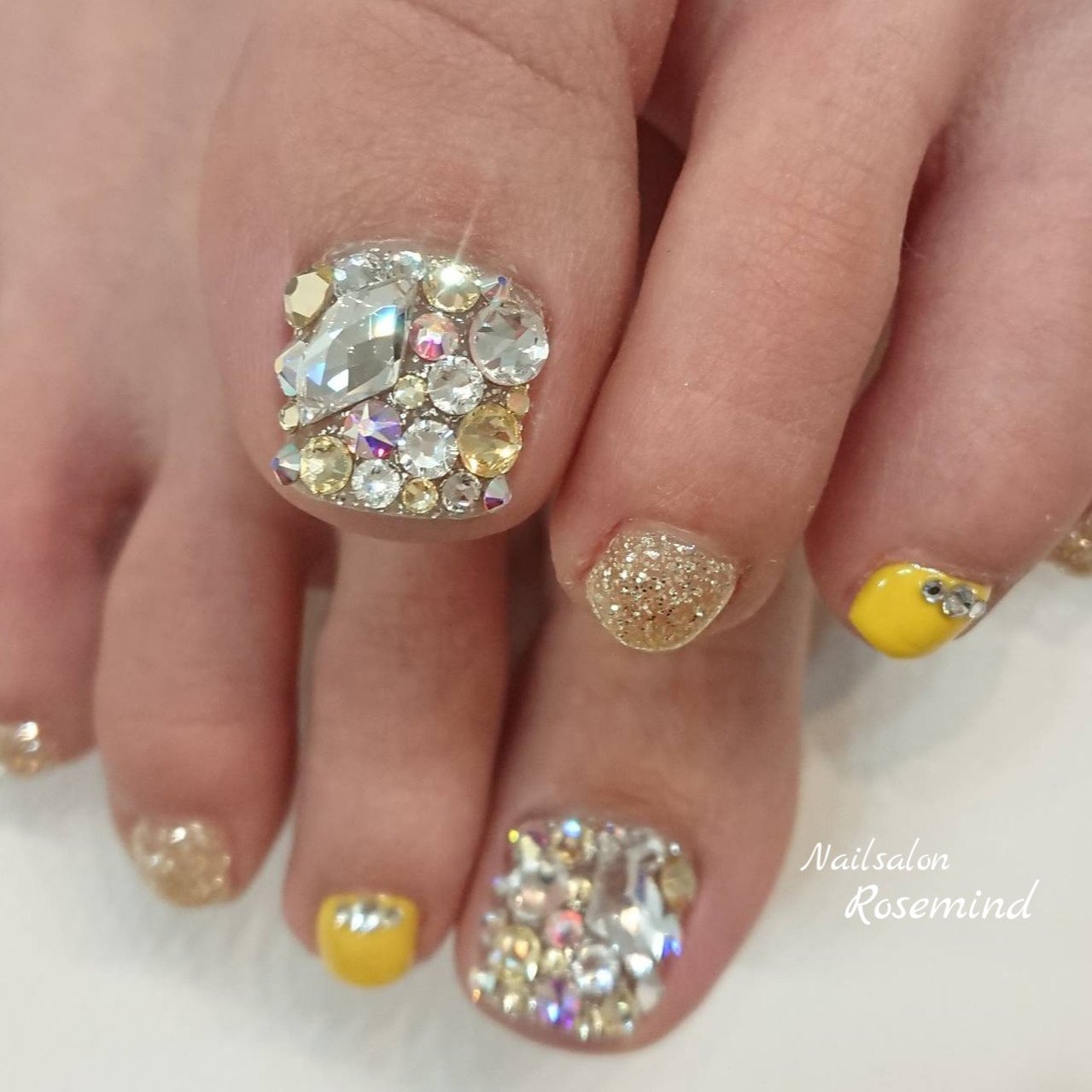 夏 海 リゾート フット ラメ Nail Rosemindのネイルデザイン No ネイルブック