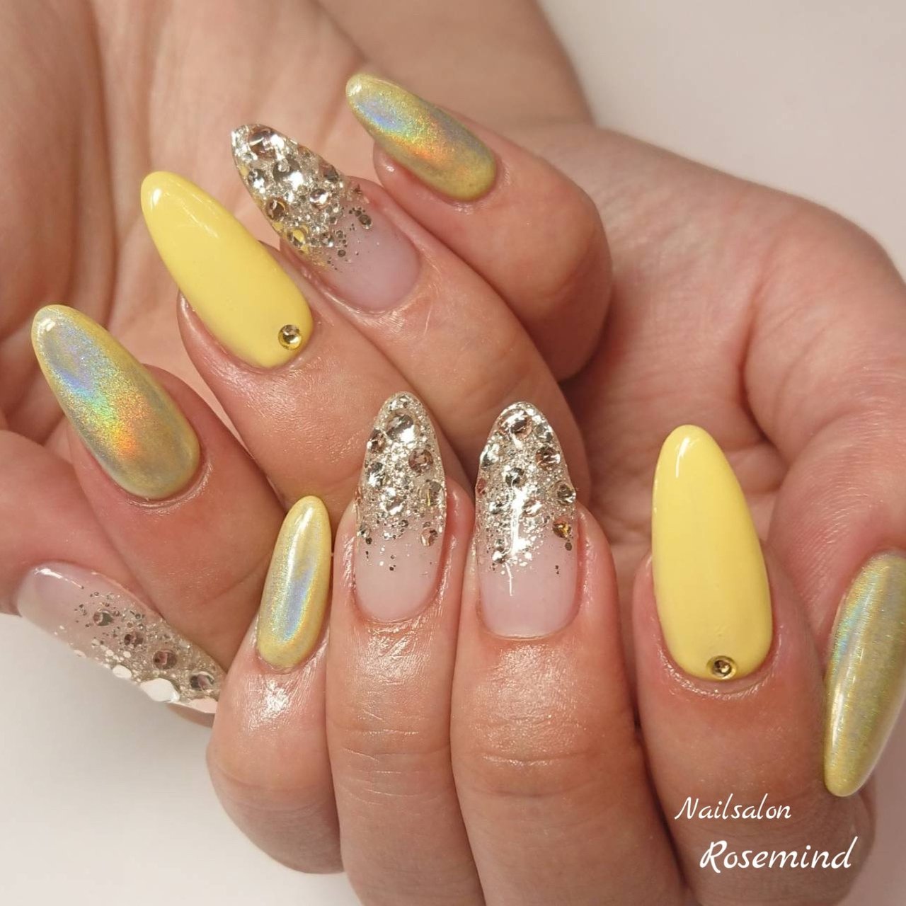 夏 リゾート ハンド グラデーション ラメ Nail Rosemindのネイルデザイン No ネイルブック