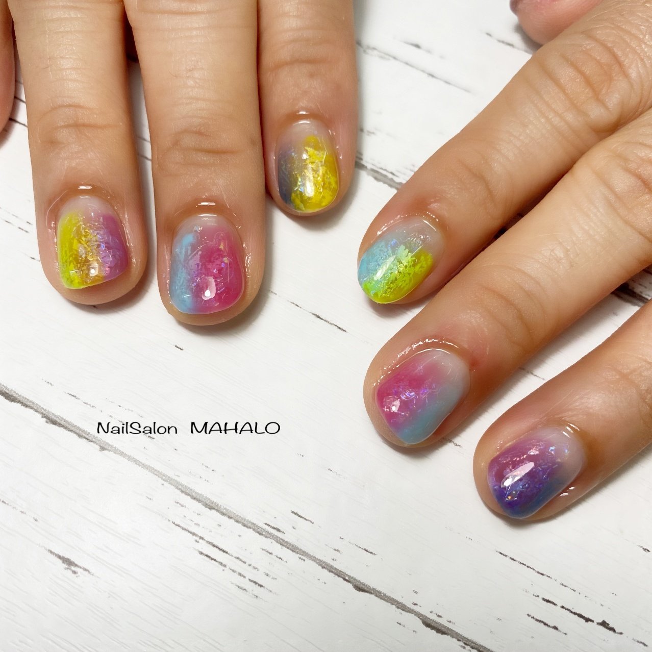 夏 海 リゾート ハンド ホイル Nail Salon Mahaloのネイルデザイン No ネイルブック