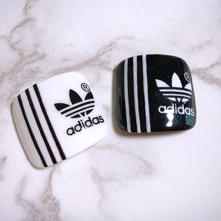 アディダスのネイルデザイン ネイルブック