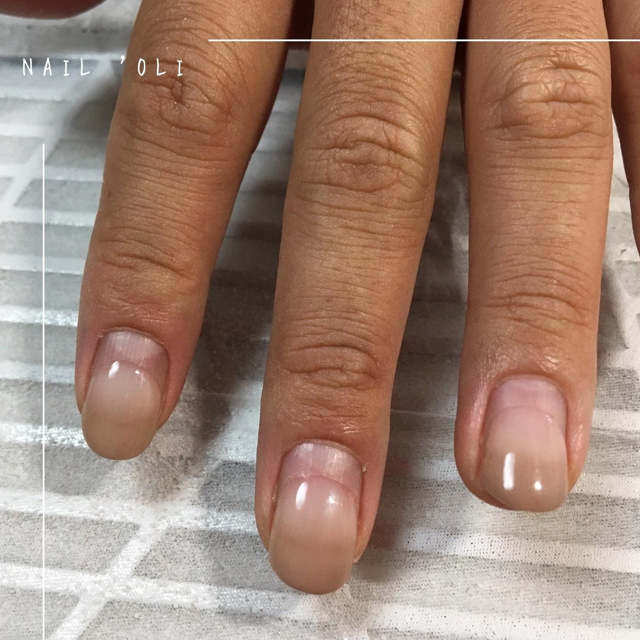 オールシーズン スポーツ オフィス ハンド シンプル Nail Oliのネイルデザイン No ネイルブック