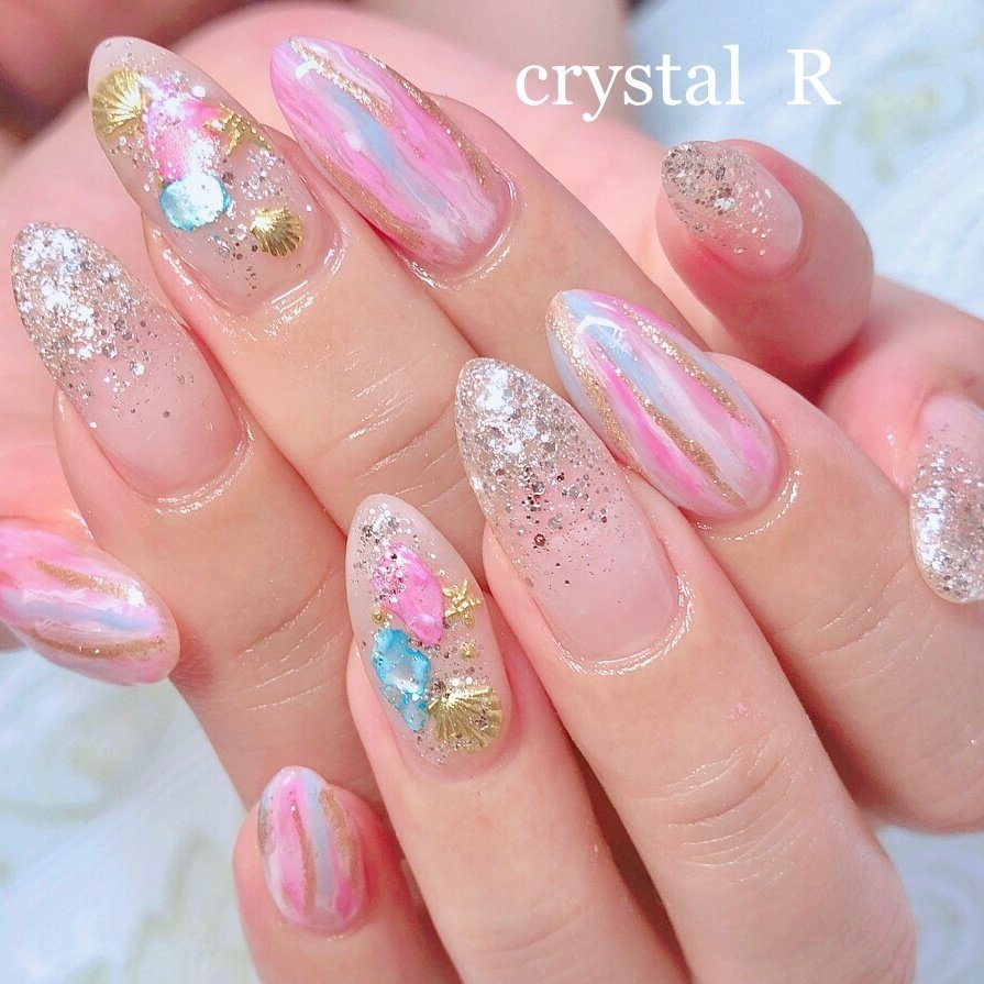 ホワイト ピンク 水色 Crystal R Nail Salon のネイルデザイン No ネイルブック