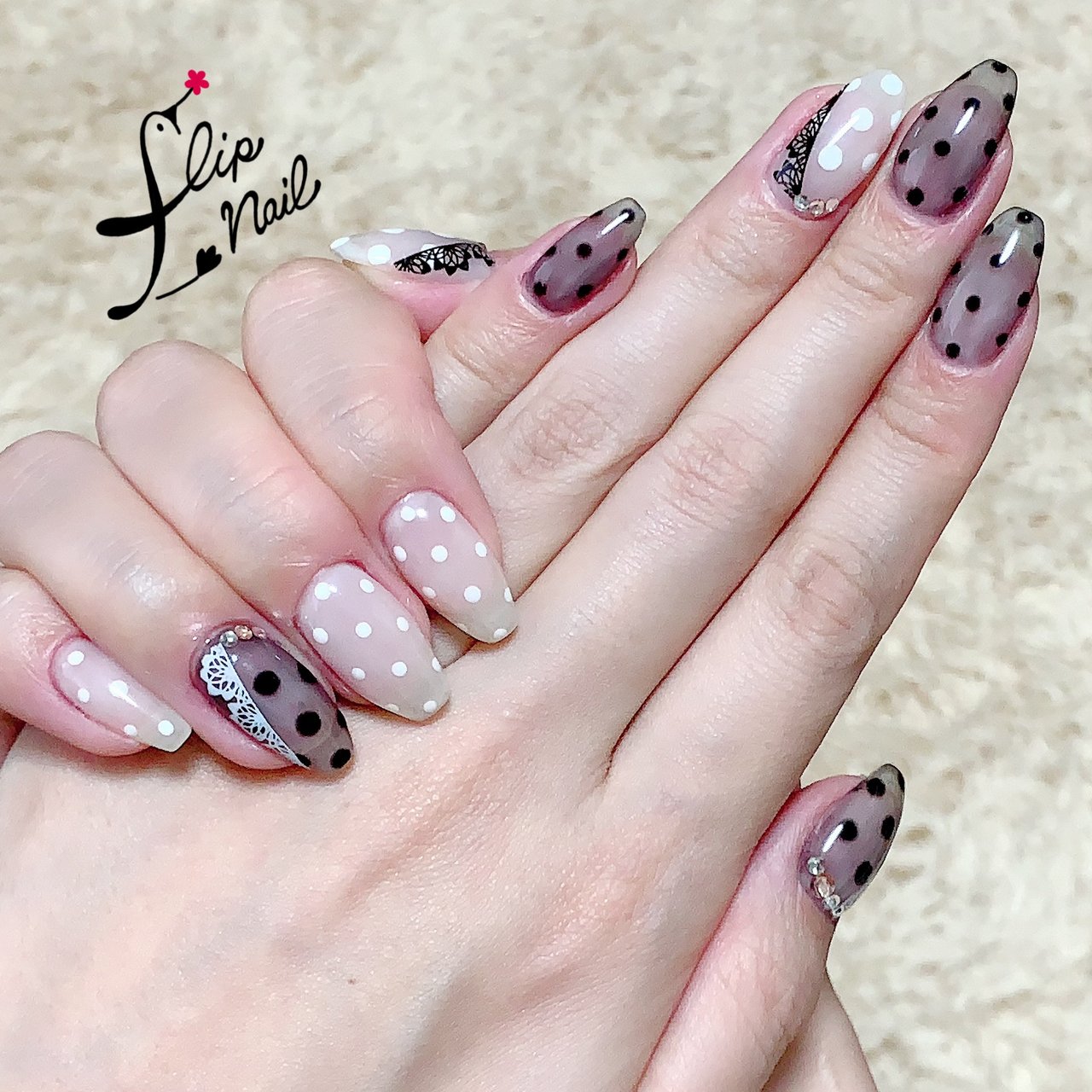 ハンド シースルー ドット レース ミディアム Flipnail Ikumiのネイルデザイン No ネイルブック