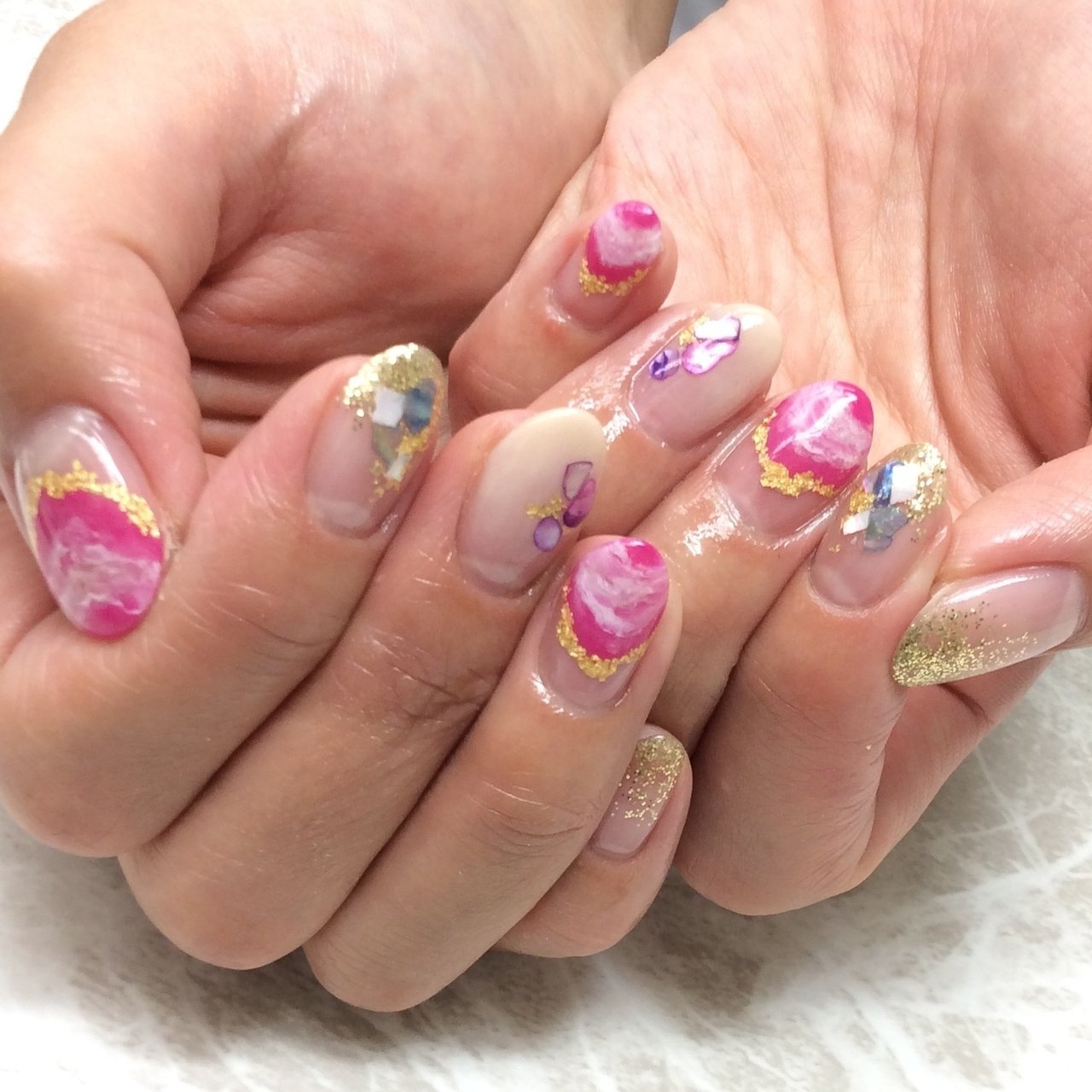 夏 海 リゾート ハンド ラメ Nailsalon Daisyのネイルデザイン No ネイルブック