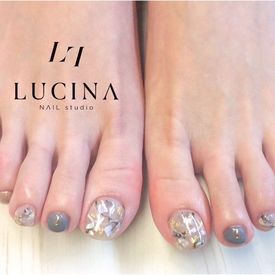 夏 秋 オフィス フット シェル Nailstudio Lucinaのネイルデザイン No ネイルブック