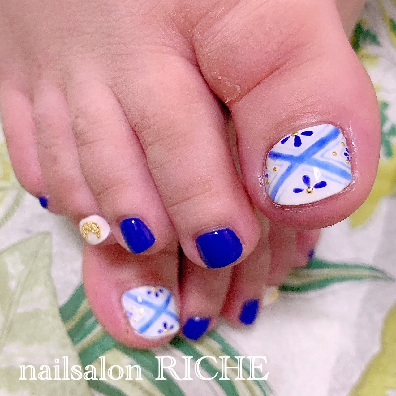 夏 旅行 浴衣 フット シンプル Nailsalon Richeのネイルデザイン No 5451485 ネイルブック