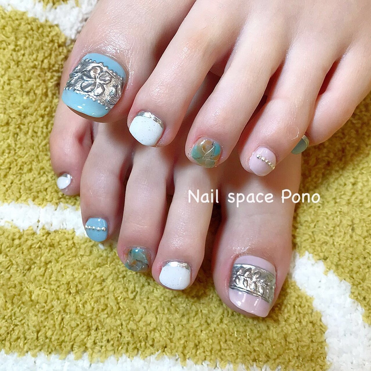 夏 旅行 海 リゾート フット Nail Space Pono まどちゃんのネイルデザイン No ネイルブック