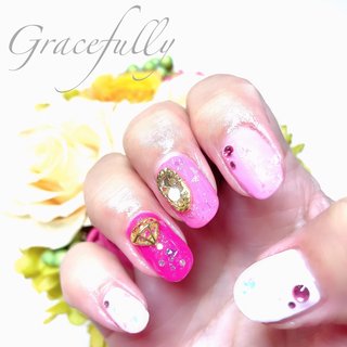 王冠のネイルデザイン ネイルブック