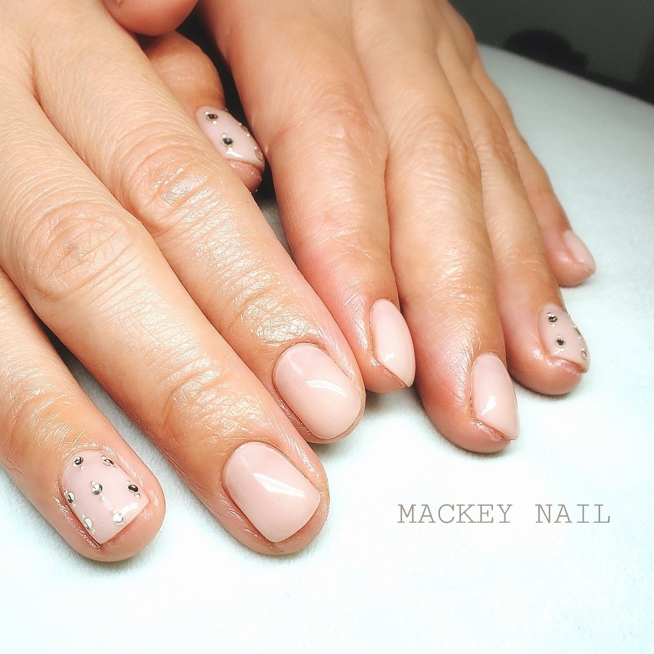 夏 オールシーズン オフィス ハンド シンプル Mackey Nailのネイルデザイン No ネイルブック