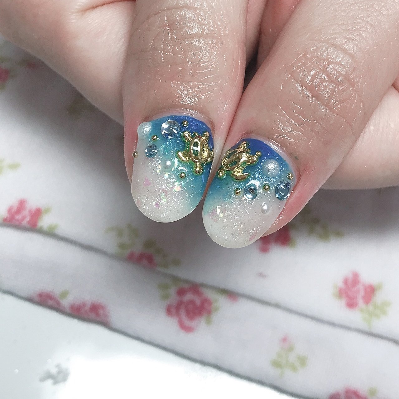 夏 海 リゾート ハンド グラデーション Elleaimeのネイルデザイン No ネイルブック