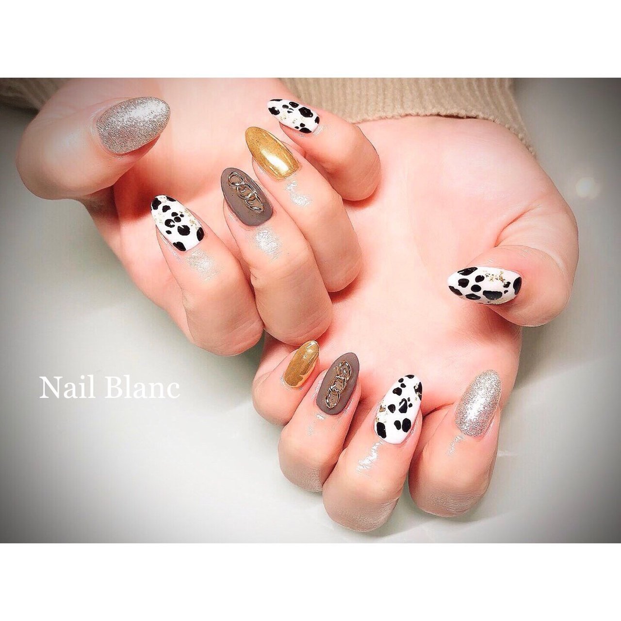 夏 秋 ハンド ラメ チェーン Nail Blancのネイルデザイン No ネイルブック