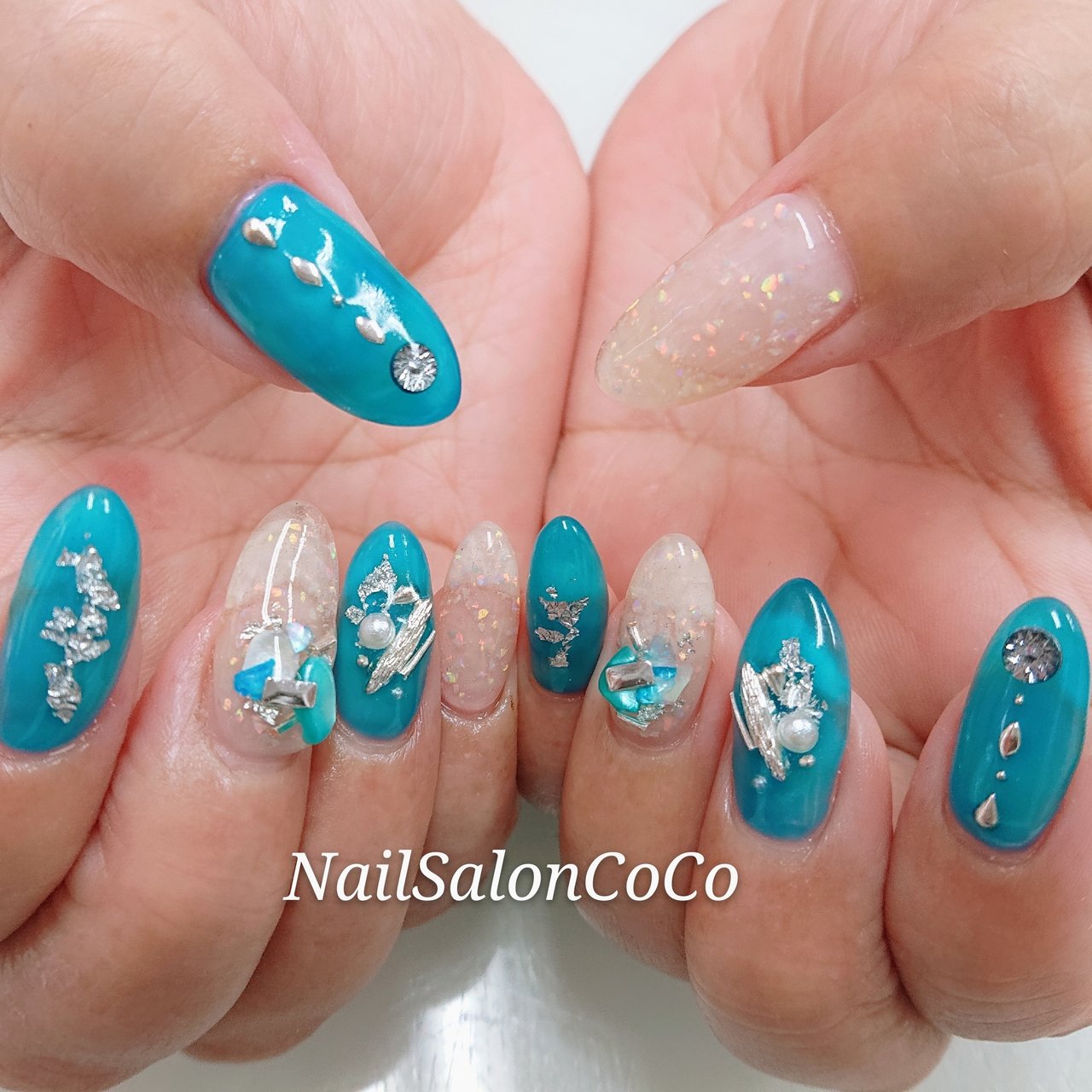 夏 ハンド ワンカラー ビジュー クリア Nailsaloncocoのネイルデザイン No ネイルブック