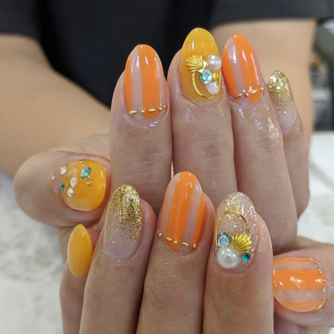夏 ハンド ワンカラー シェル ストライプ Nailbeautyのネイルデザイン No ネイルブック