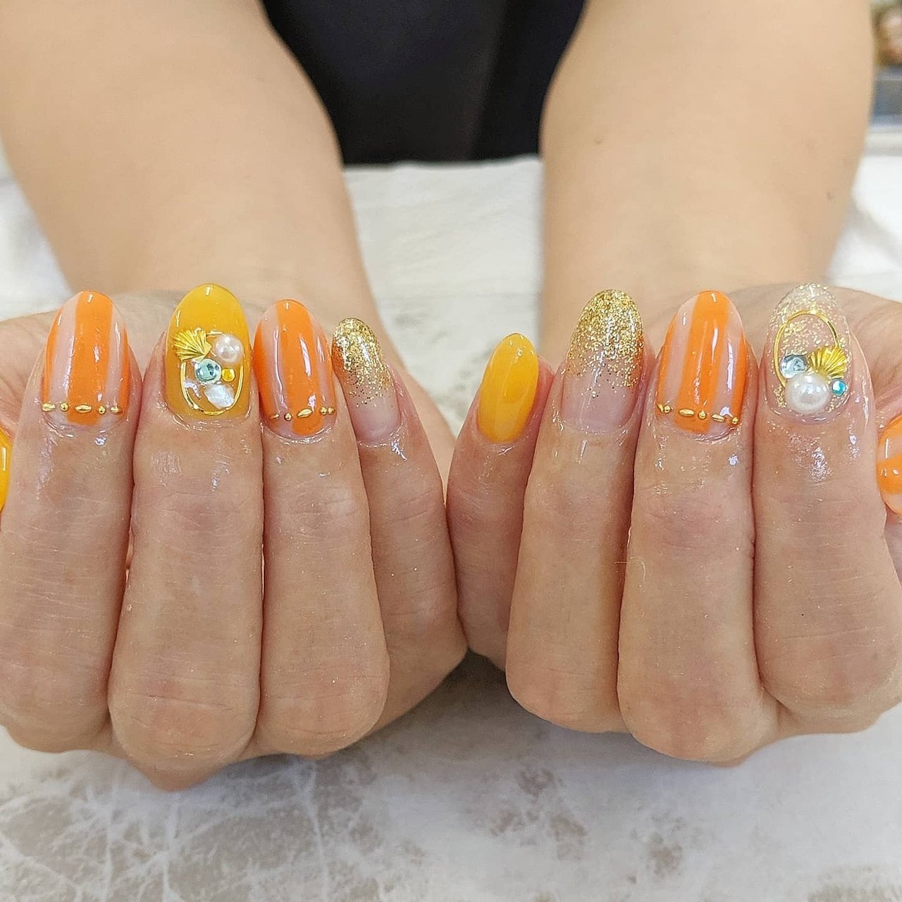夏 ハンド ワンカラー シェル ストライプ Nailbeautyのネイルデザイン No ネイルブック