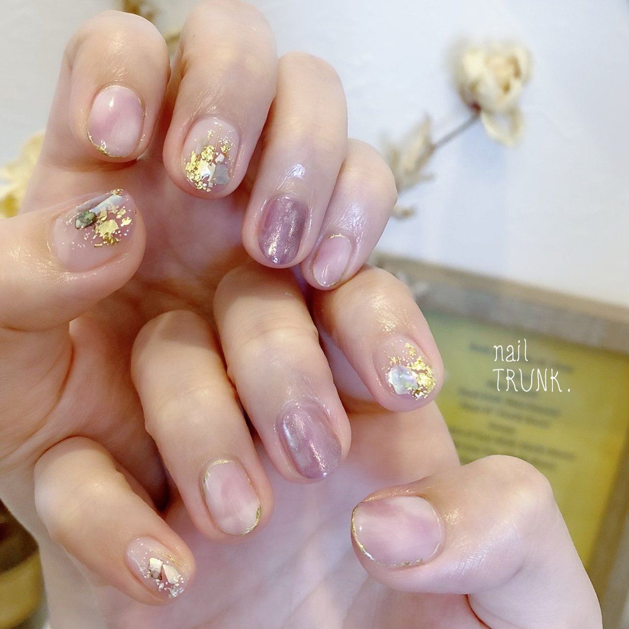 オールシーズン ハンド 大理石 ニュアンス ミラー Nail Trunkのネイルデザイン No 5465729 ネイルブック