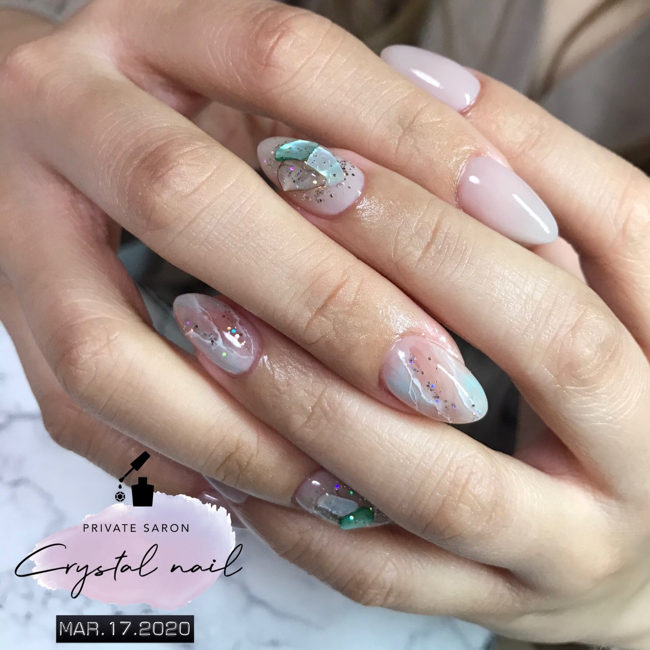 ベージュ ピンク ターコイズ Crystal Nailのネイルデザイン No ネイルブック