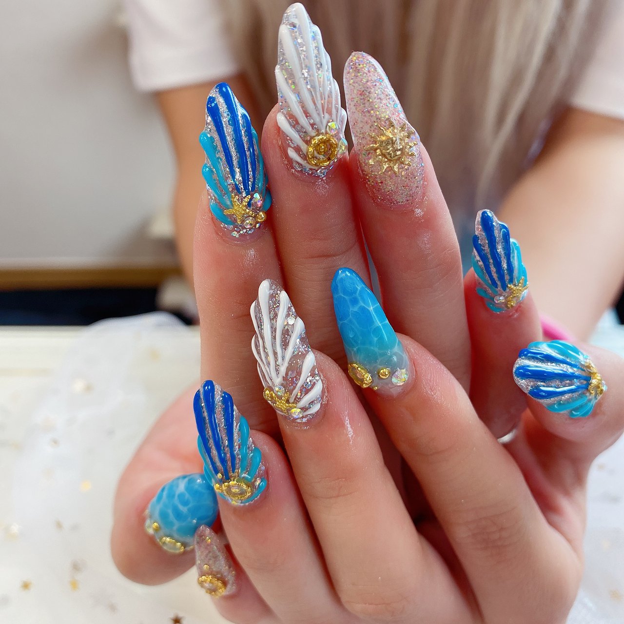 ロング ホワイト 水色 ブルー スカルプチュア パンダ Nail 川崎のネイルデザイン No ネイルブック
