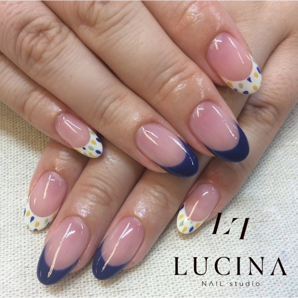 夏 秋 梅雨 ハンド フレンチ Nailstudio Lucinaのネイルデザイン No ネイルブック