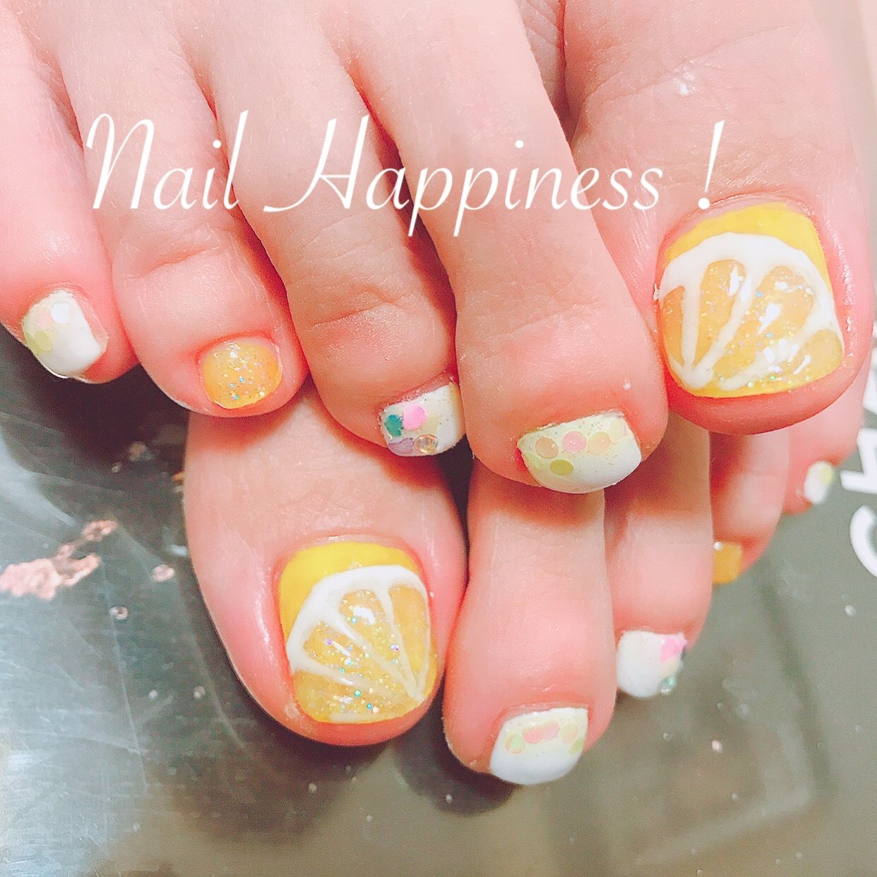 夏 オールシーズン フット ラメ ワンカラー Nail Happiness ネイルハピネス ささきまきのネイルデザイン No ネイルブック