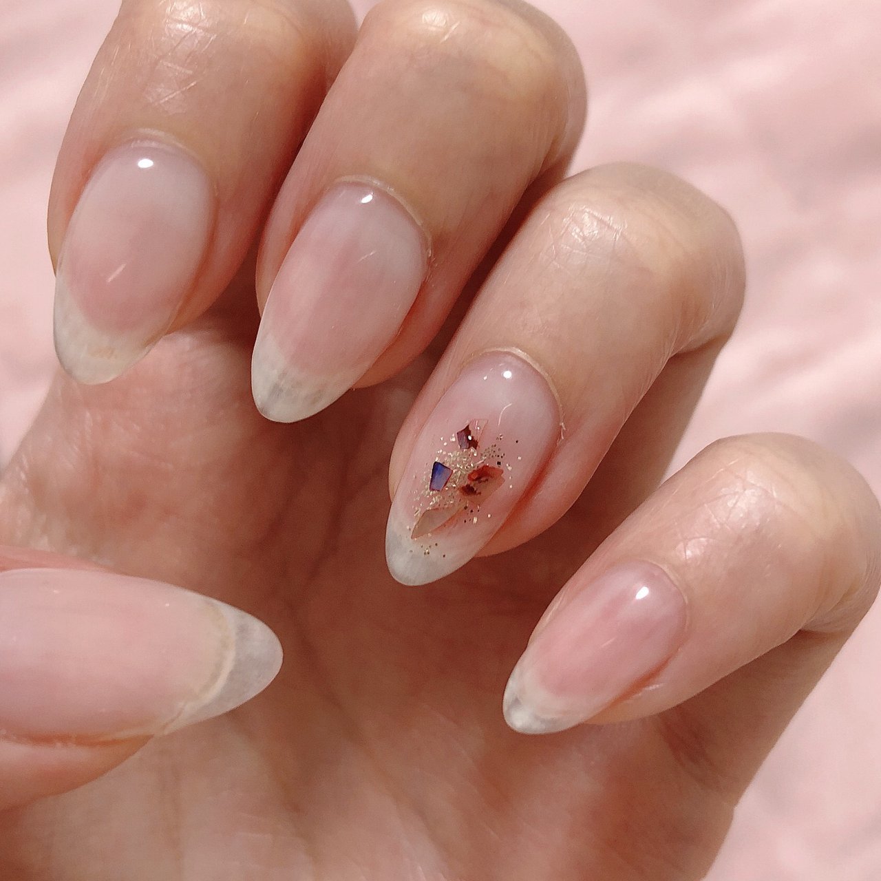 オールシーズン ハンド シンプル ラメ シェル A Nailのネイルデザイン No ネイルブック