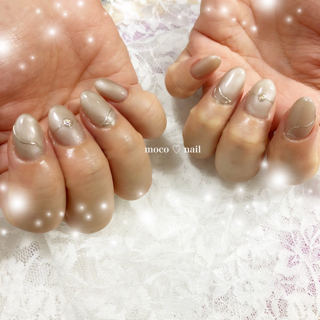 ハンド シンプル ワンカラー ミラー グレージュ Moco Nailのネイルデザイン No ネイルブック