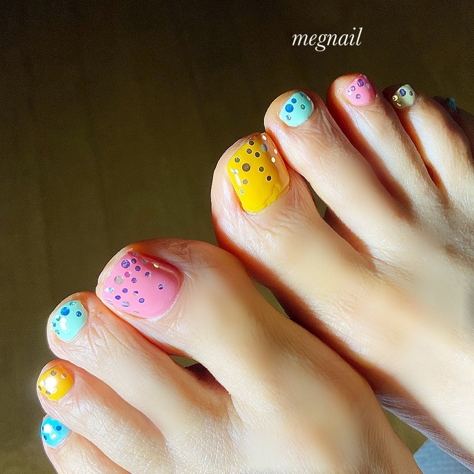 夏 旅行 リゾート ライブ フット Megnailのネイルデザイン No ネイルブック