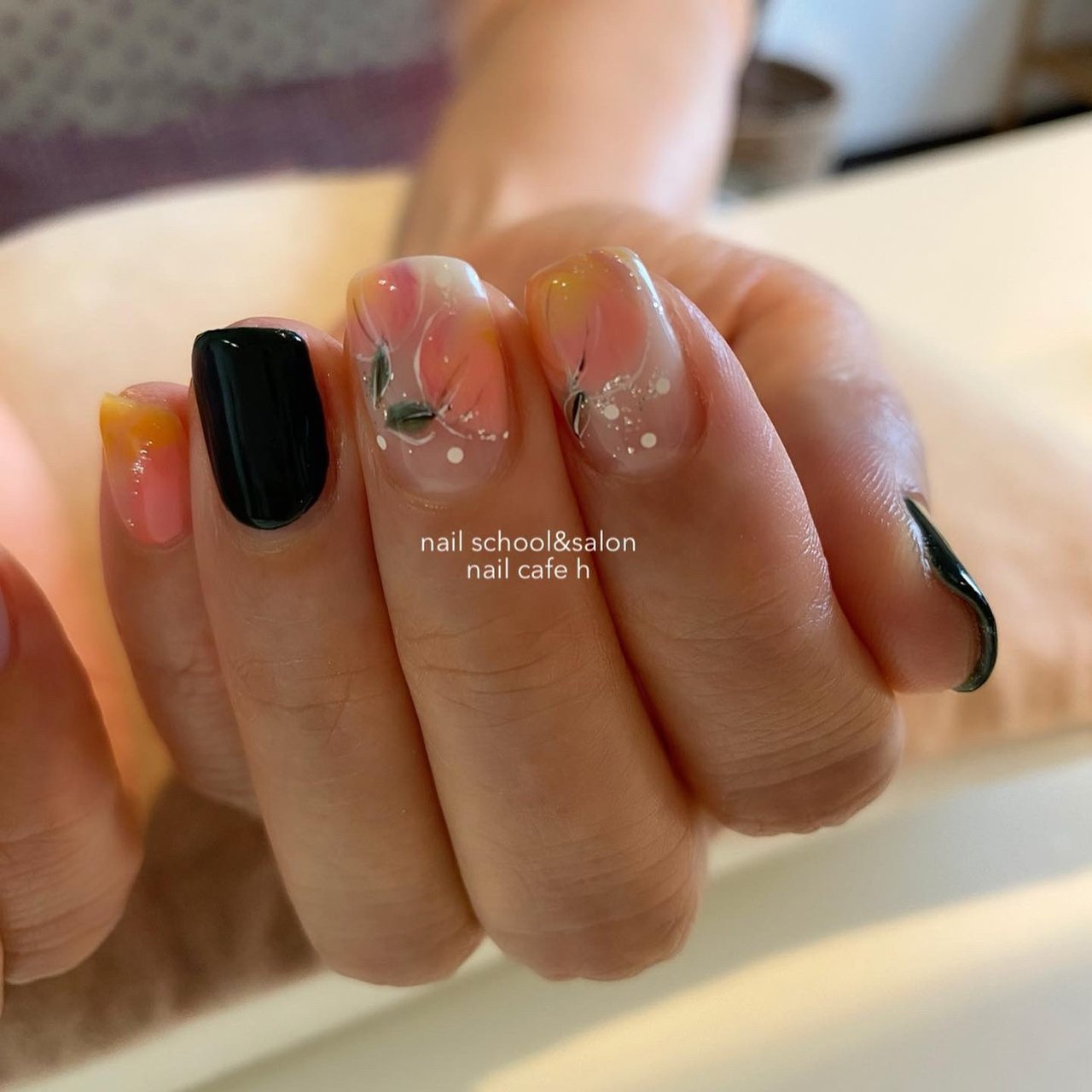 夏 オールシーズン リゾート 女子会 ハンド Nail School Salon Nail Cafe Hのネイルデザイン No ネイルブック