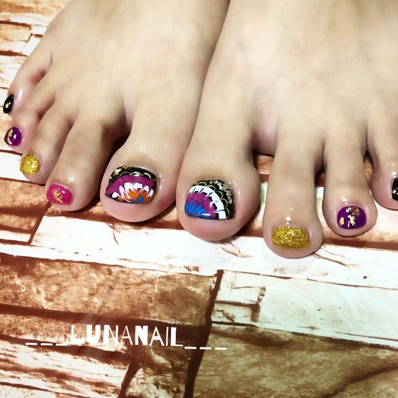 夏 フット ピーコック エスニック ホイル Luna Nail のネイルデザイン No ネイルブック