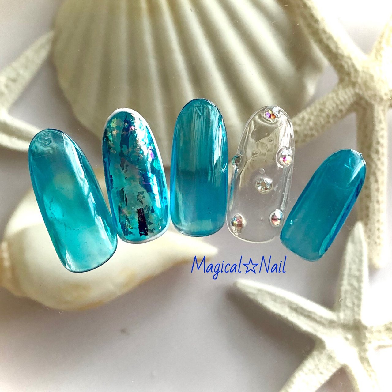 夏 ハンド シンプル ビジュー ホログラム Magical Nailのネイルデザイン No ネイルブック