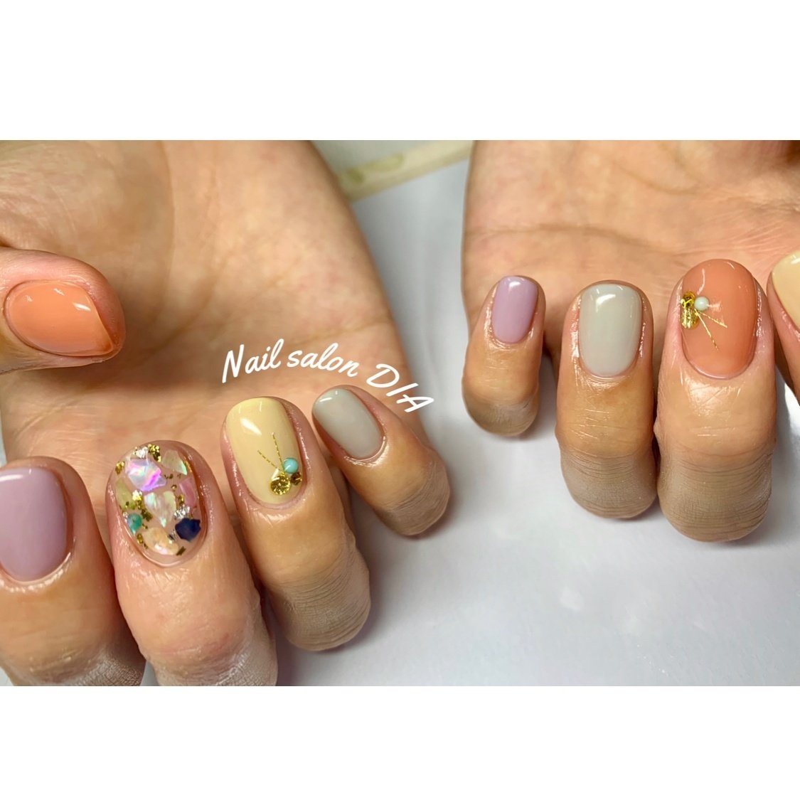 夏 海 リゾート シンプル ラメ Nailsalondiaのネイルデザイン No ネイルブック