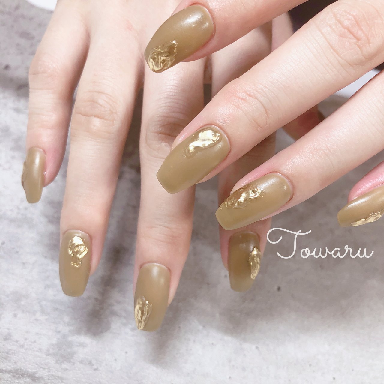 オールシーズン ハンド ニュアンス ミラー ゴールド Nailsalon Towaruのネイルデザイン No ネイルブック