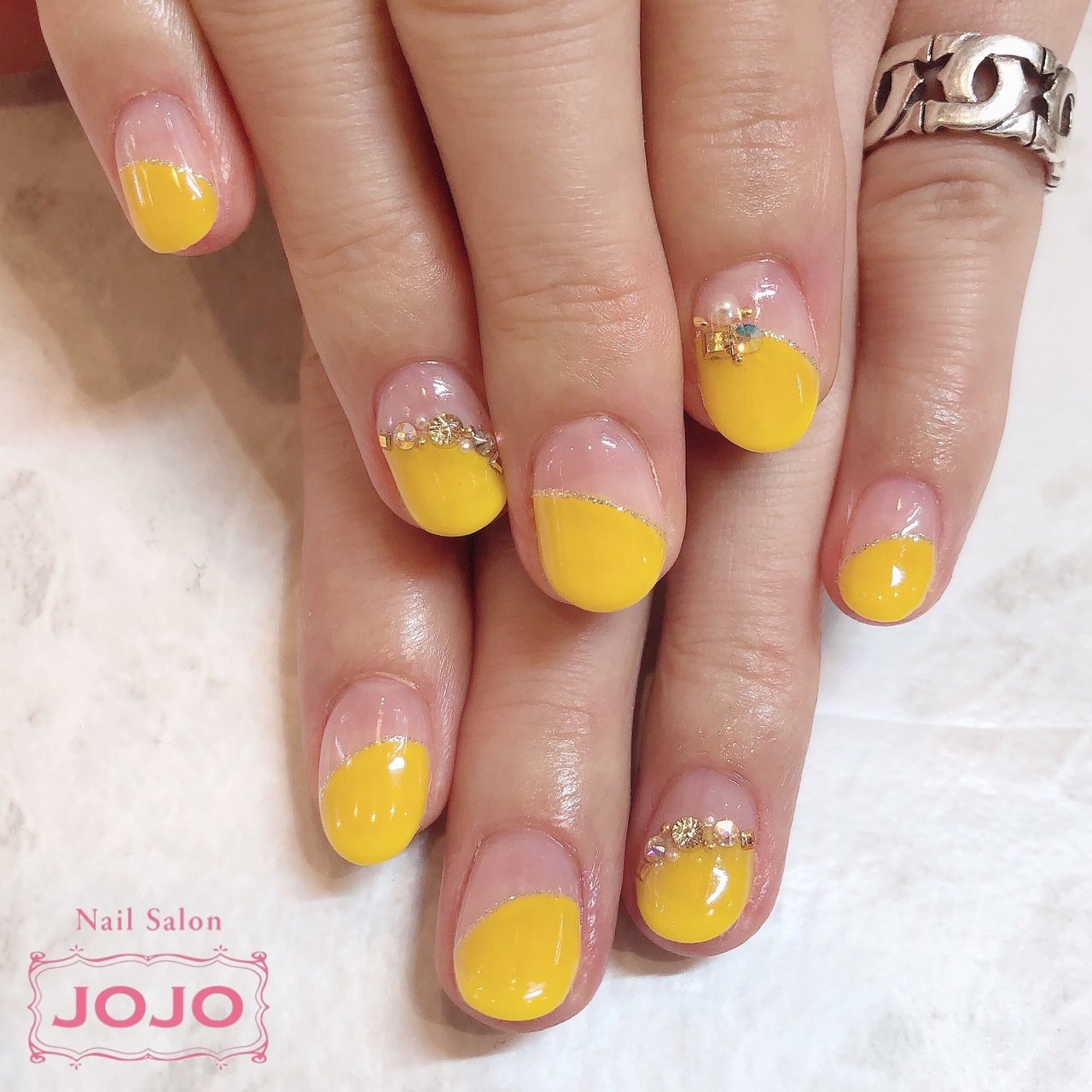 春 夏 女子会 ハンド 変形フレンチ Jojonailのネイルデザイン No ネイルブック