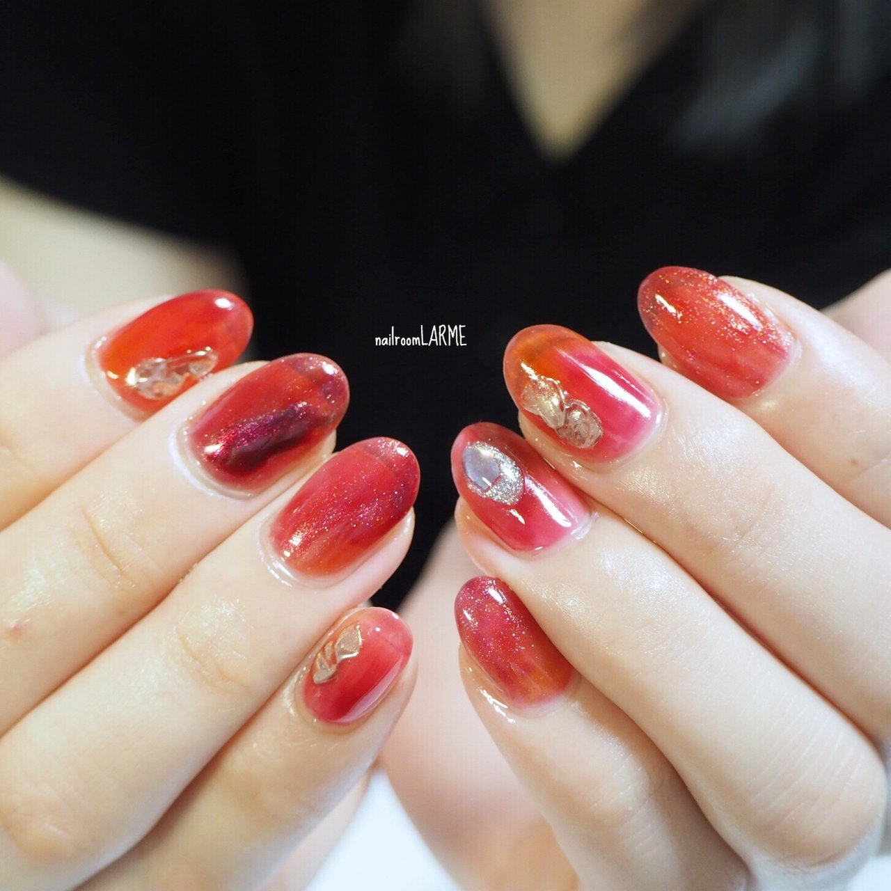 ハンド レッド シルバー Nailroomlarmeのネイルデザイン No ネイルブック