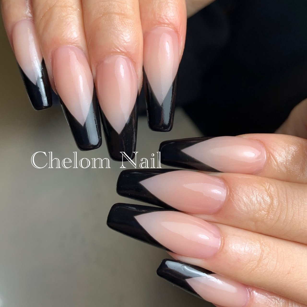 夏 秋 オールシーズン リゾート ハンド Chelomnail シェロムネイル のネイルデザイン No ネイルブック