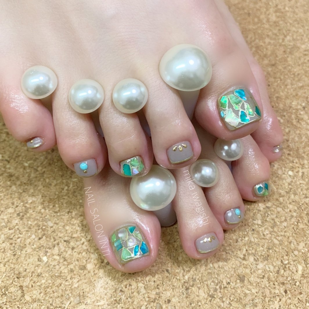 夏 旅行 海 リゾート フット Nailsalon Inti 岩岸美華 のネイルデザイン No ネイルブック