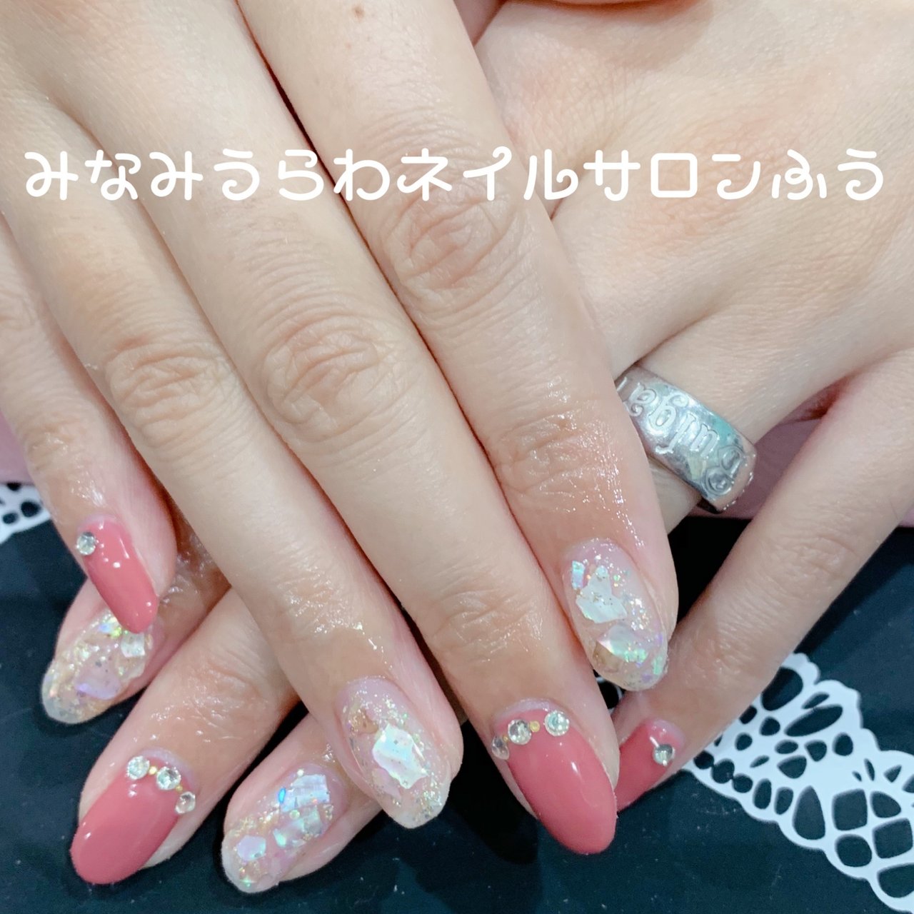 ハンド ラメ ホログラム ビジュー シェル Nailsalonfuuのネイルデザイン No ネイルブック