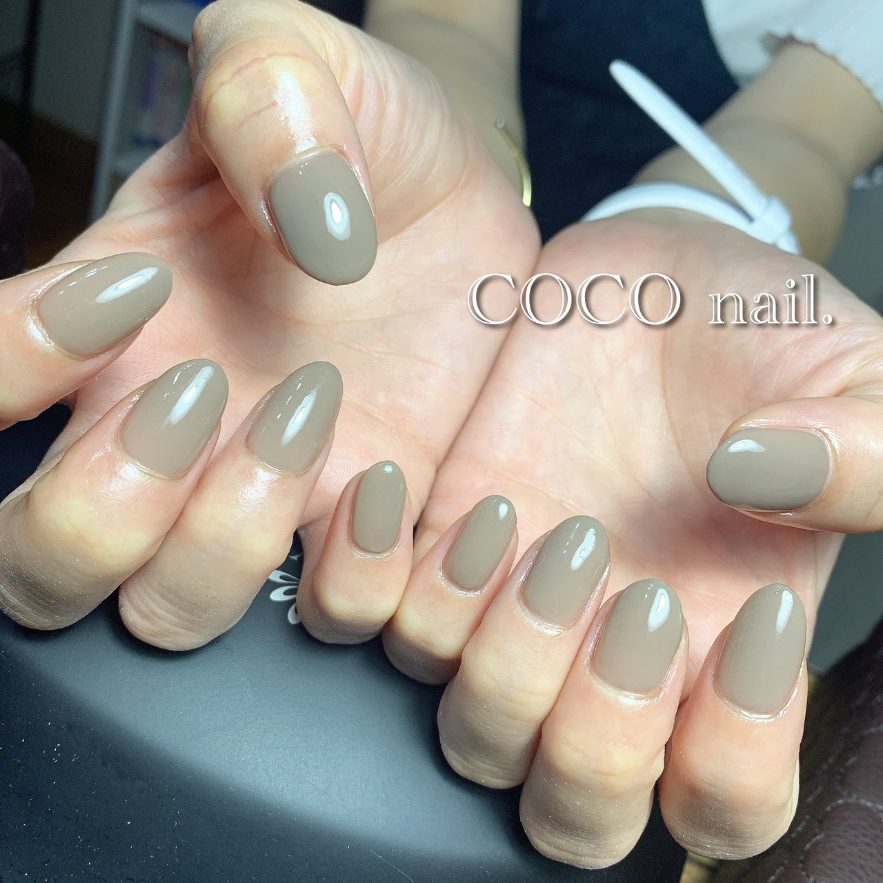 ハンド シンプル ワンカラー グレージュ グレー Coco Nail3 1のネイルデザイン No ネイルブック