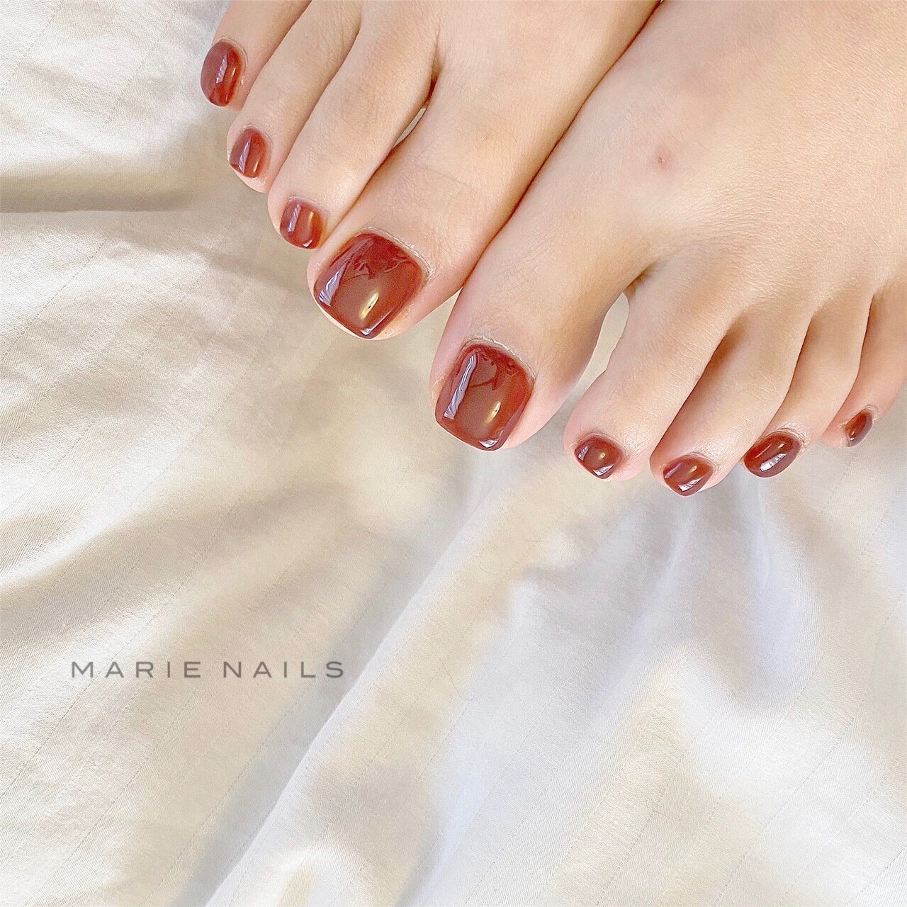 夏 オールシーズン オフィス ブライダル フット Marienails Kobeのネイルデザイン No 5506848 ネイルブック