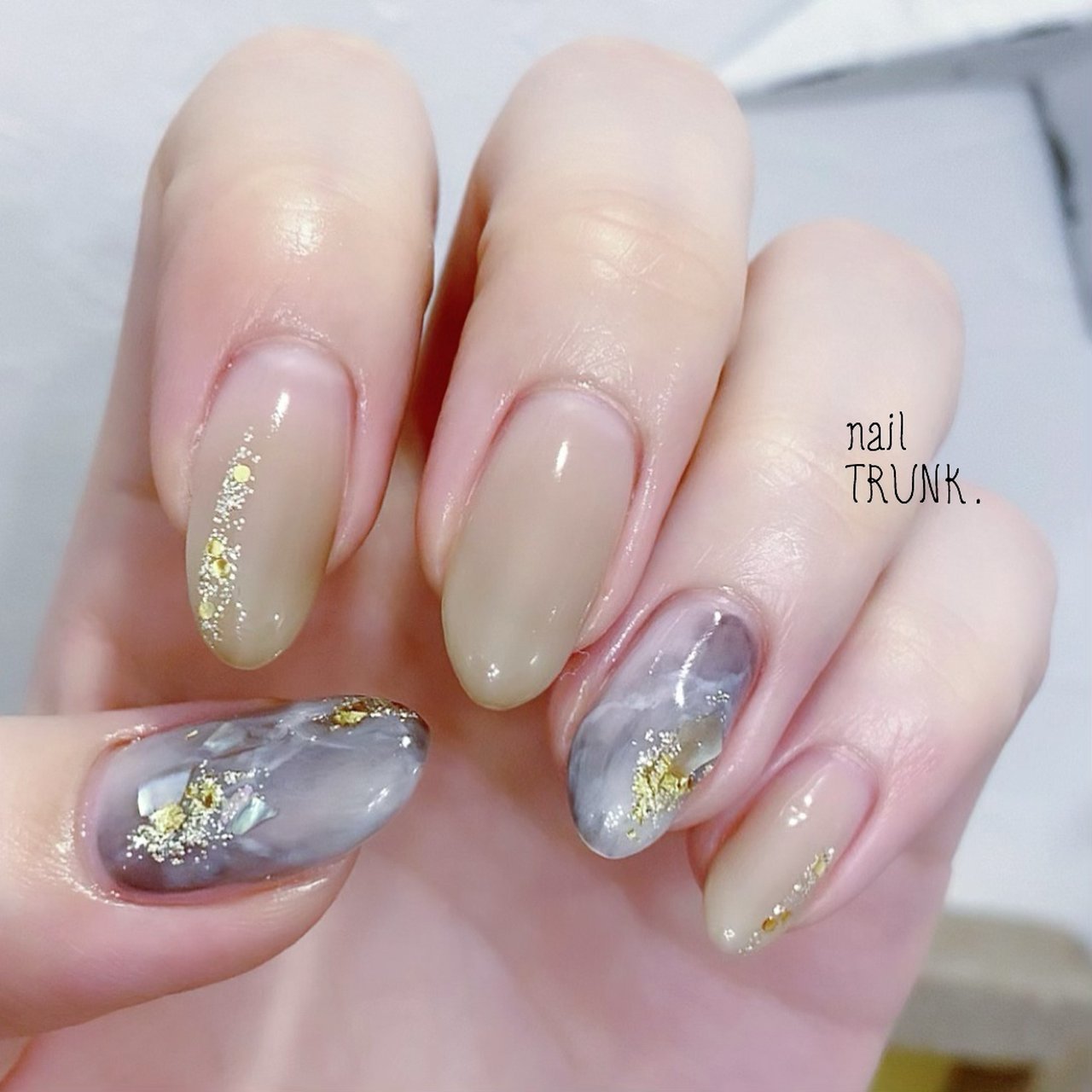 夏 ハンド ラメ 大理石 ホワイト Nail Trunkのネイルデザイン No ネイルブック